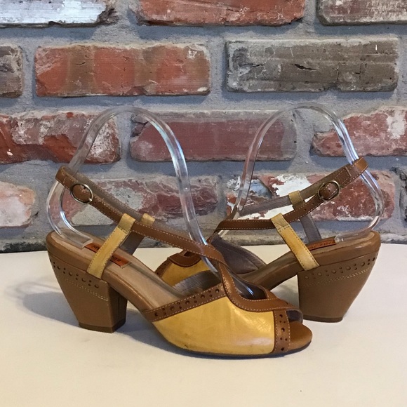 Miz Mooz Shoes - MIZ MOOZ Anthro Pepper Leather Shoes Heels Yellow